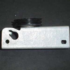 PULLEY MOUNTING RIGHT