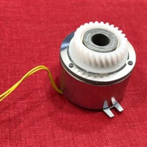 CLUTCH, ELECTROMAGNETIC (DEVELOPING DRIVE ASS'Y) - USED